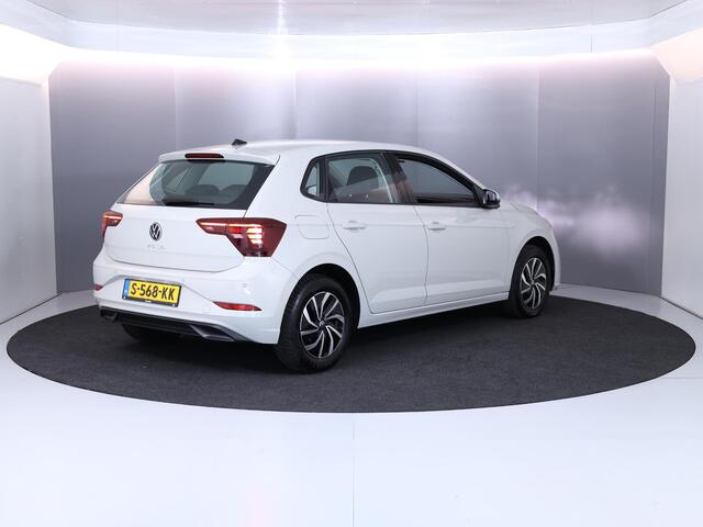 Volkswagen POLO 1.0 TSI Life 95 pk | Verlengde garantie | Navigatie via App | Parkeersensoren | Adaptieve cruise control | LED koplampen |