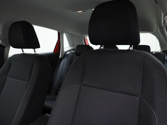 Volkswagen POLO 1.0TSI/95PK Comfortline · Stoelverwarming · App connect · Parkeersensoren + camera