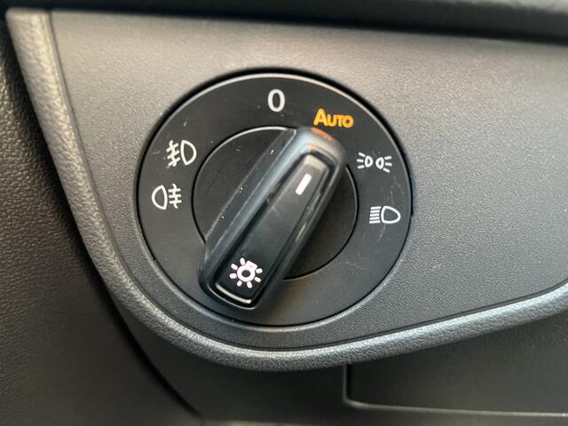 Volkswagen POLO 1.0 TSI Style / AUTOMAAT/ ADAPT. CRUISE/ DAB/ APP-CONNECT/ AIRCO/ PARK. SENSOREN/ 15" LMV/ BLUETOOTH/ MATRIX