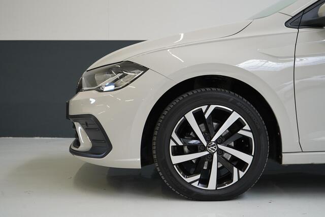Volkswagen POLO 1.0 TSI 95pk Life | Navigatie | Apple CarPlay | Cruise control | All-season banden