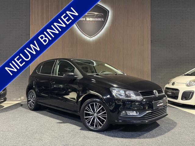 Volkswagen POLO 1.0 Comfortline Edition Allstars ClimaC.CruisC.Camara.ElecP.LMV!!