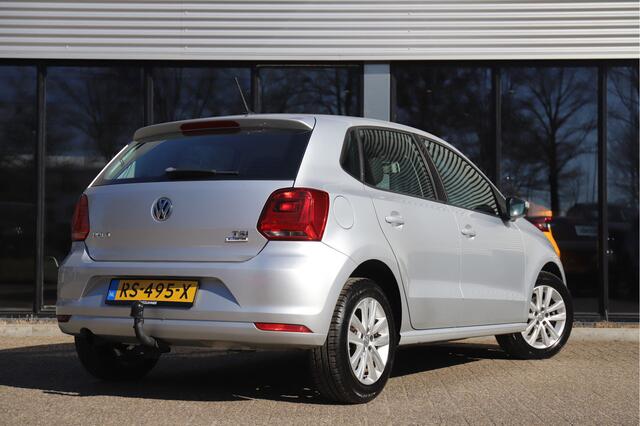 Volkswagen POLO 1.2 TSI Comfortline | Afn. Trekhaak | Cruise | Airco | 15" | incl. winterset | Bluetooth