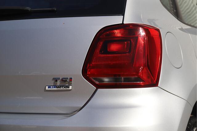 Volkswagen POLO 1.2 TSI Comfortline | Afn. Trekhaak | Cruise | Airco | 15" | incl. winterset | Bluetooth