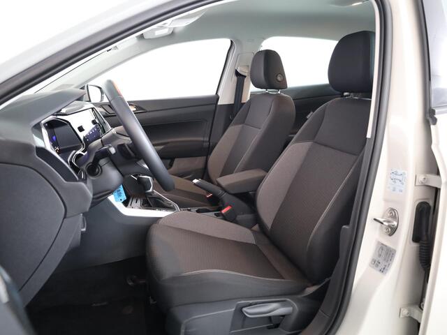 Volkswagen POLO 1.0 TSI Life 95 pk Automaat (DSG) | Navigatie via App | Parkeersensoren (Park assist) | Adaptieve cruise control | Stoelverwarming | LED koplampen |