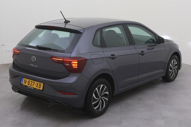 Volkswagen POLO 1.0 TSI Life Metallic/ Digitale Cockpit/ Led/ Airco/ APP/ Parkeersensoren/ 15 lmv/