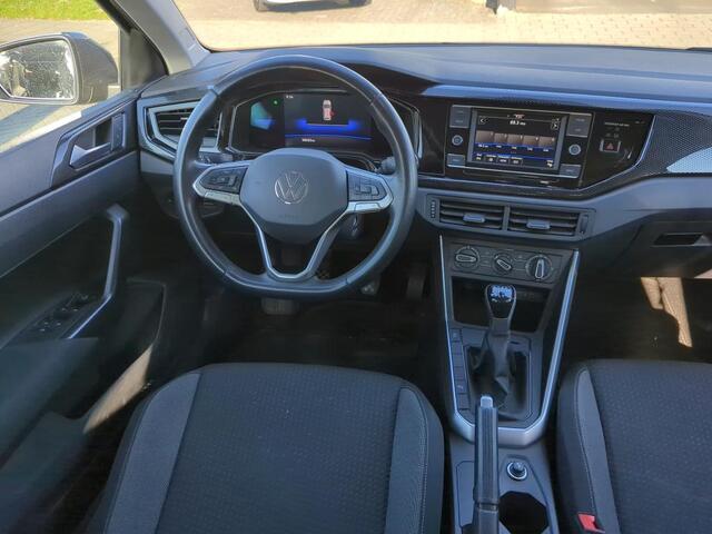 Volkswagen POLO 1.0 TSI Life Metallic/ Digitale Cockpit/ Led/ Airco/ APP/ Parkeersensoren/ 15 lmv/