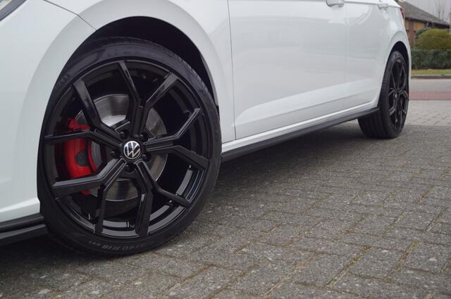 Volkswagen POLO GTI 2.0 TSI (207pk) DSG IQ Light/Maxton/Navi/Virtual/ACC/18 inch