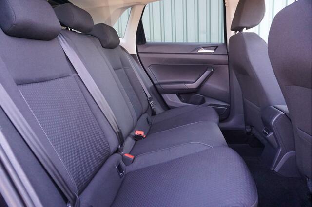 Volkswagen POLO 1.0TSI Comfortline Automaat 5-drs + Airco/ Carplay/ PDC/ All season/ Garantie!