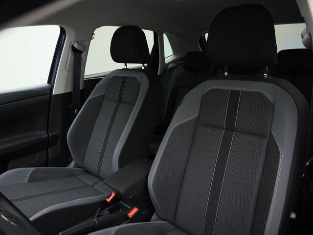 Volkswagen POLO 1.0TSI/110PK Style DSG · Navigatie · Matrix-LED · Parkeersensoren + Camera