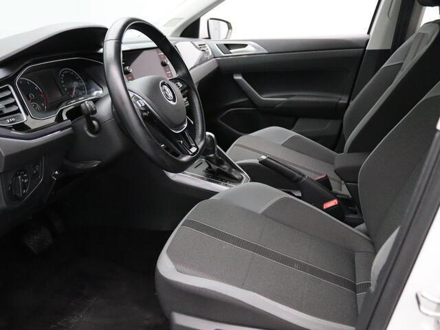 Volkswagen POLO 96pk TSI Highline DSG/AUTOMAAT Adapt. cruise | Climate | Navi | Parksens. v+a