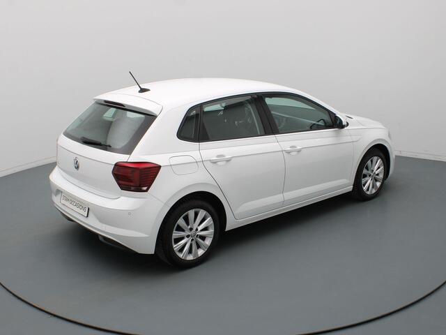 Volkswagen POLO 96pk TSI Highline DSG/AUTOMAAT Adapt. cruise | Climate | Navi | Parksens. v+a