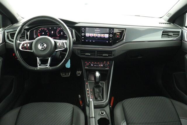 Volkswagen POLO 1.0 TSI R-LINE DSG Highline Business Plus, Orig.NL | Panorama | Virtual | DAB+ | Navi | Full-LED - RIJKLAAR