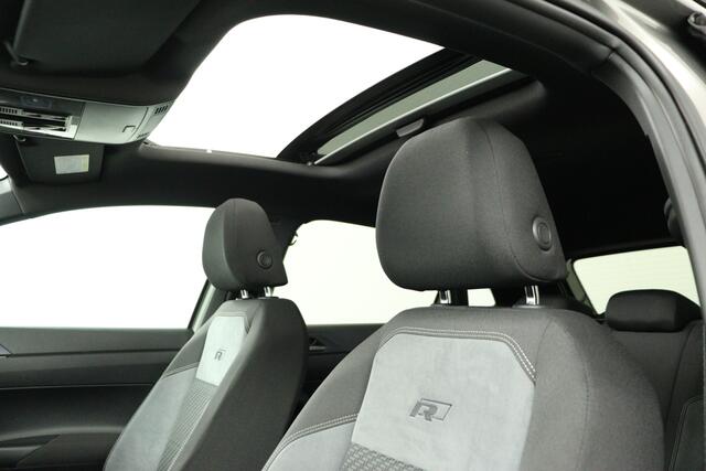 Volkswagen POLO 1.0 TSI R-LINE DSG Highline Business Plus, Orig.NL | Panorama | Virtual | DAB+ | Navi | Full-LED - RIJKLAAR