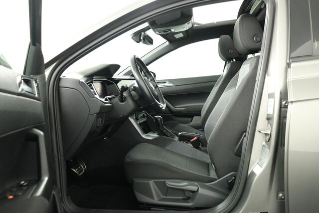 Volkswagen POLO 1.0 TSI R-LINE DSG Highline Business Plus, Orig.NL | Panorama | Virtual | DAB+ | Navi | Full-LED - RIJKLAAR