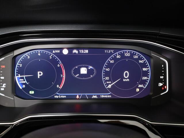 Volkswagen POLO 1.0 TSI R-Line 95PK Automaat (DSG) | Panorama dak | IQ Matrix led koplampen | Navigatie | Parkeercamera | Stoelverwarming | 17" LM velgen |