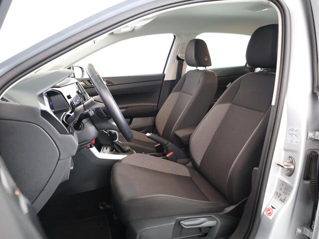Volkswagen POLO 1.0 TSI Life 95 pk Automaat (DSG) | Navigatie | Parkeersensoren | LED koplampen | Digitaal instrumentenpaneel | Apple Carplay/Android Auto |