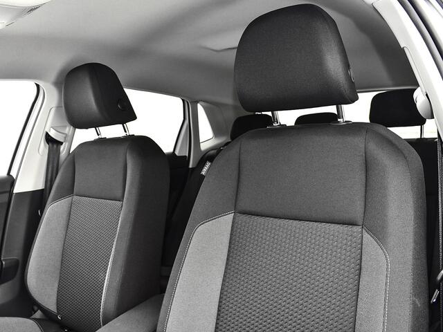 Volkswagen POLO Life Edition 1.0 TSI 95 pk 5 versn. Hand · Achteruitrijcamera · Private lease ,- ¤ 419 per maand · MEGA Sale