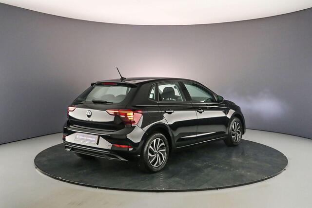 Volkswagen POLO Life 1.0 TSI 95pk Adaptive cruise control, LED koplampen, Airco, DAB, Radio, App connect, Bluetooth