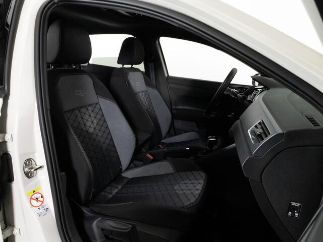 Volkswagen POLO 1.0 TSI R-Line | LED Matrix IQ | Panoramadak | Navigatie | Adapt. Cruise | Stoelverwarming |