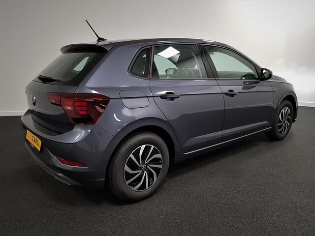 Volkswagen POLO 1.0 TSI Life Navigatie Digitale Cockpit Airco Parkeer sensoren V+A LED Lichtmetalen Velgen