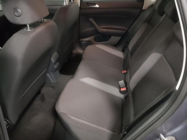 Volkswagen POLO 1.0 TSI Life Navigatie Digitale Cockpit Airco Parkeer sensoren V+A LED Lichtmetalen Velgen