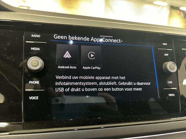Volkswagen POLO 1.0 Tsi 95pk DSG R-Line · Camera · IQ.Light · Apple/Android Car Play · Navi · 16'' Inch ·