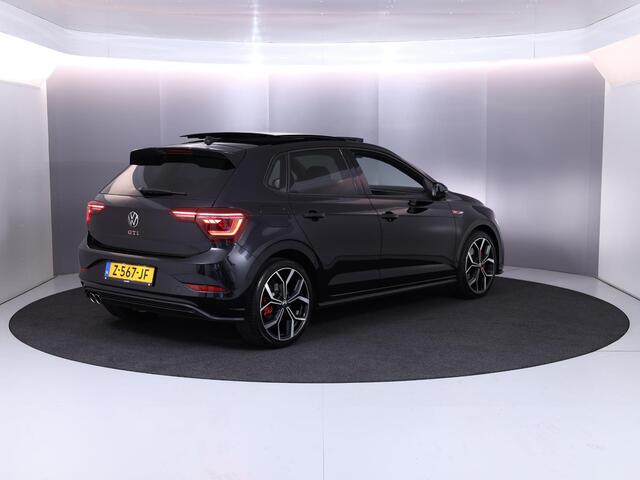 Volkswagen POLO 2.0 TSI GTI 207 pk Automaat (DSG) | Verlengde garantie | Navigatie | Panoramadak | Parkeersensoren | Achteruitrijcamera | Stoelverwarming |