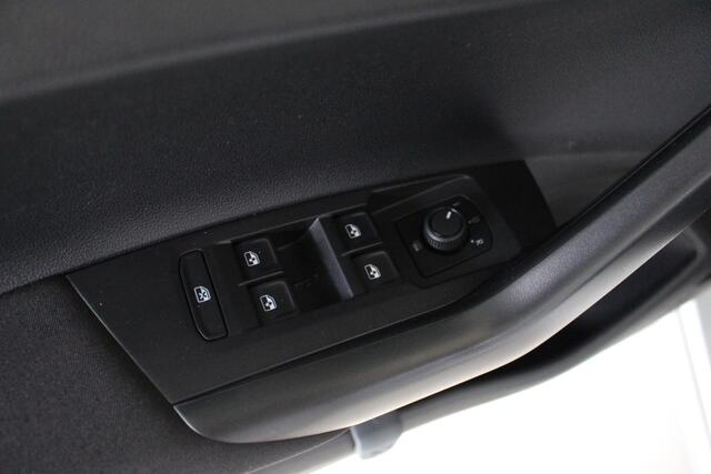 Volkswagen POLO 1.0 TSI DSG Comfortline Navigatie | Airco | Cruise Control