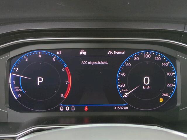 Volkswagen POLO 1.0 TSI Highline / 1x R line/ DSG/ Metallic/ Digitale Cockpit/ Do.Glas/ Clima/ Navi/ Parkeersensoren/ 17 lmv