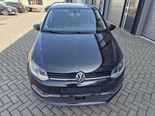 Volkswagen POLO 1.2 TSI Allstar BlueMotion Tech met hagelschade