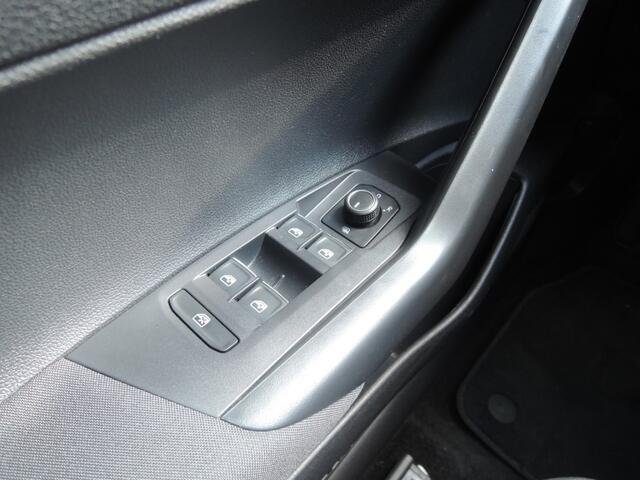 Volkswagen POLO 1.0 TSI HIGHLINE
