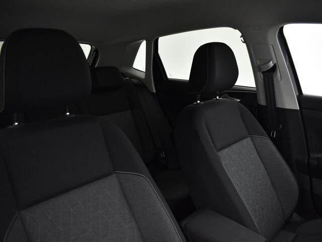 Volkswagen POLO 1.0 Tsi 95pk Move · Climatronic · ACC · P-Sensoren · App-Connect · Navi · Stoelverwarming · 15'' Inch · Garantie t/m 08-01-2026 of 100.000km