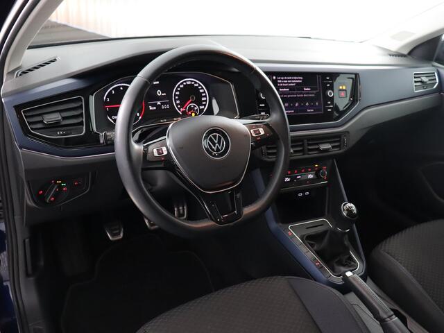 Volkswagen POLO 1.0 TSI Highline (Stoelverw. / PDC V+A / Navi)