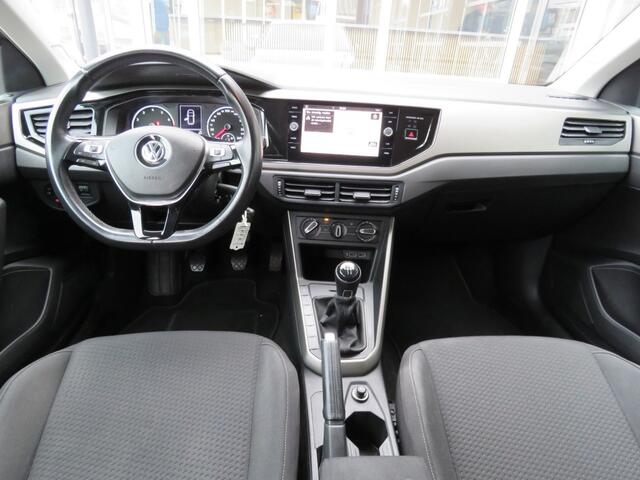 Volkswagen POLO 1.0 TSI COMF.L. BUS. / Camera / Adap.cruise / BOVAG garantie