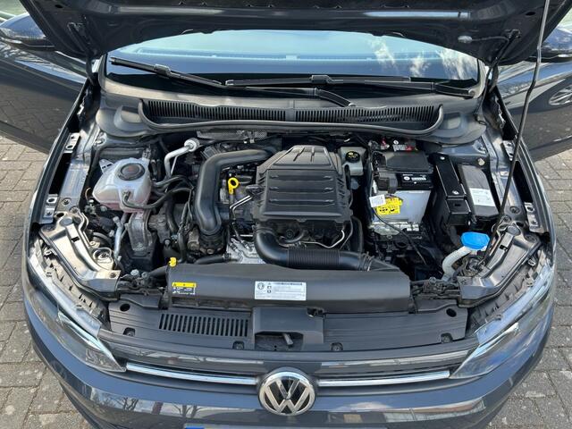 Volkswagen POLO 1.0 TSI COMF.L. BUS. Nederlandse auto inclusief garantie!