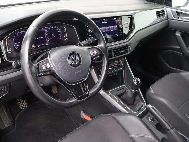 Volkswagen POLO 1.0 TSI Highline | Digitale Cockpit | Multifunctioneel stuurwiel | Cruise control | Spraakbediening | Dab+ | Bluetooth | Navigatie FullMap | Apple Carplay - Androidauto | Climate | automatische verlichting | Spiegelverwarming | Parkeersensoren Voor + Acht
