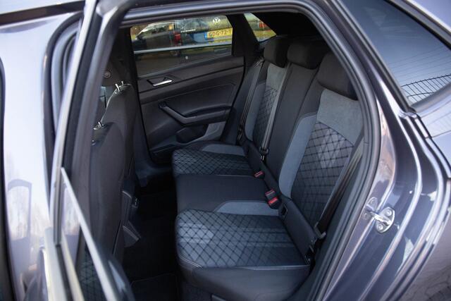 Volkswagen POLO 1.0 TSI R-Line , Adap. cruise, Virtual cockpit, Carplay,