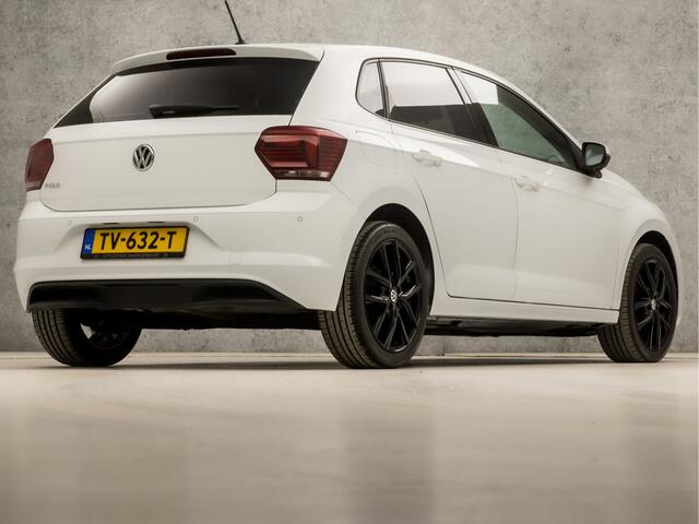 Volkswagen POLO 1.0 Sportline (PARKEERSENSOREN, LM VELGEN, GETINT GLAS, CRUISE, SPORTSTOELEN, ELEK PAKKET, LED ACHTERLICHTEN, ARMSTEUN, NIEUWE APK, NIEUWSTAAT)