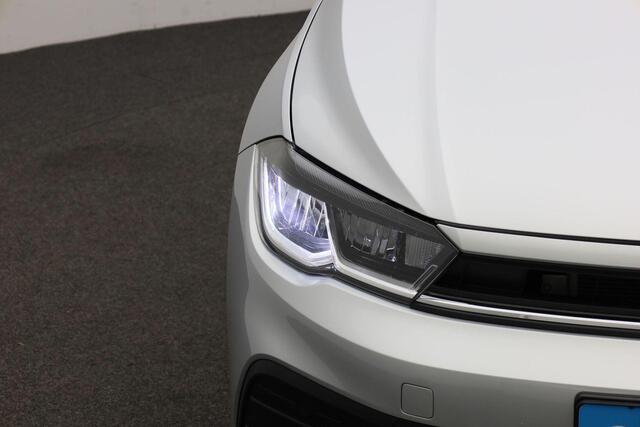Volkswagen POLO 1.0 TSI 95 pk DSG Life Edition | Achteruitrijcamera | Adaptive Cruise | Apple Carplay / Android Auto