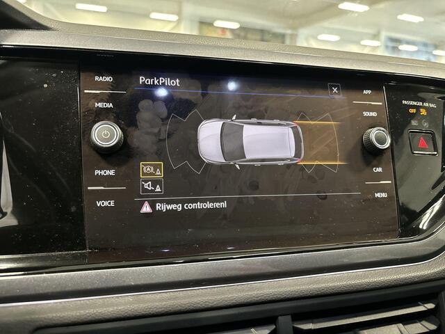 Volkswagen POLO 1.0 Tsi 95pk Highline · Apple/Android Car Play · P-Sensoren · ACC · Getint Glas · Stoelverwarming · 17'' Inch ·