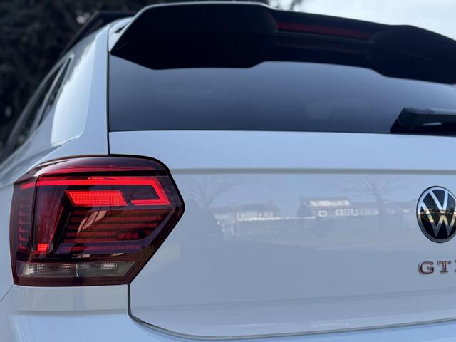 Volkswagen POLO 2.0 TSI GTI LED PANO CARPLAY