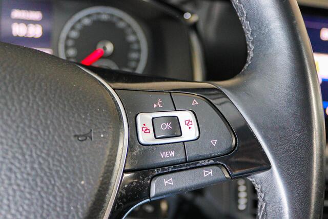 Volkswagen POLO 1.0 TSI Comfortline Business Trekhaak, Navigatie, ACC, Apple CarPlay/Android Auto, Automaat