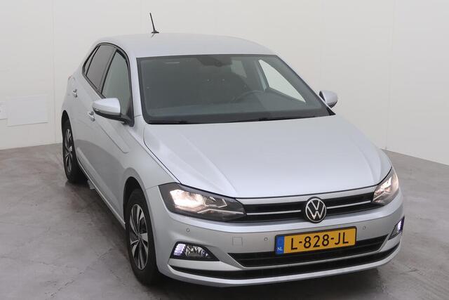 Volkswagen POLO 1.0 TSI 95pk Comfortline / Navigatie / Clima / PDC / Donker Glas / 15"LMV