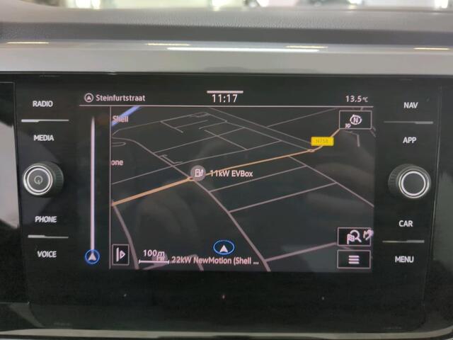 Volkswagen POLO 1.0 TSI 95pk Comfortline / Navigatie / Clima / PDC / Donker Glas / 15"LMV