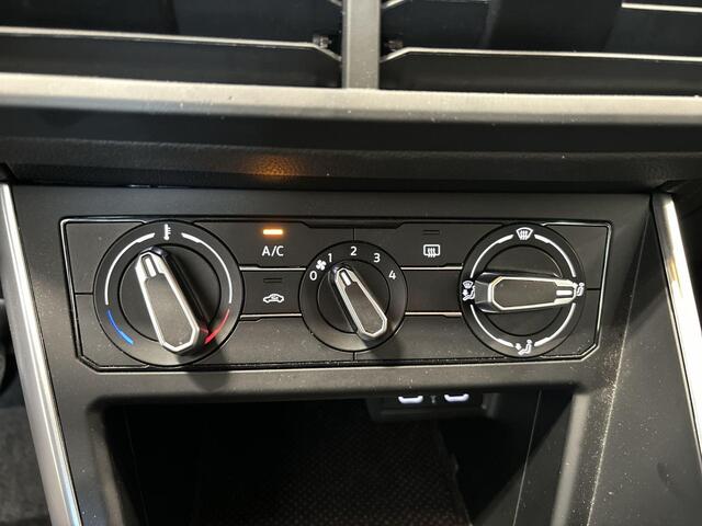 Volkswagen POLO 1.0 Tsi 95pk Life · Apple/Android Car Play · P-Sensoren · ACC · DAB · Airco · 15'' Inch · Garantie t/m 23-01-2027 of 100.000km