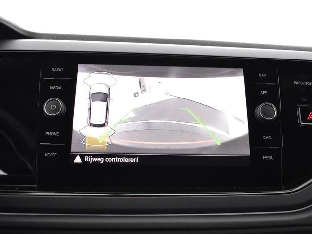 Volkswagen POLO 1.0 Tsi 95pk DSG R-Line · Camera · IQ.Light · Apple/Android Car Play · Navi · 16'' Inch · Garantie t/m 22-05-2026