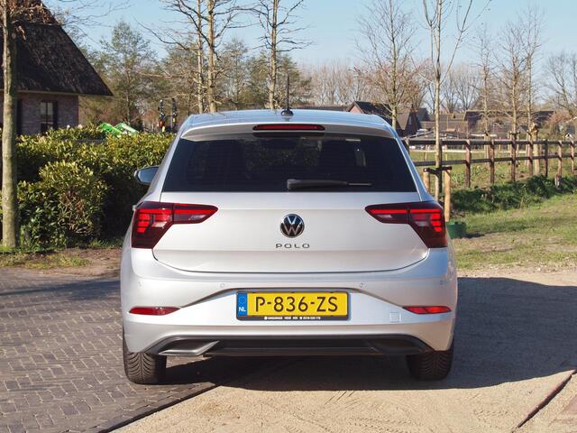 Volkswagen POLO 1.0 TSI Life Business | Apple Carplay | Cruise Control | Parkeersensoren | Stoelverwarming | Automaat |