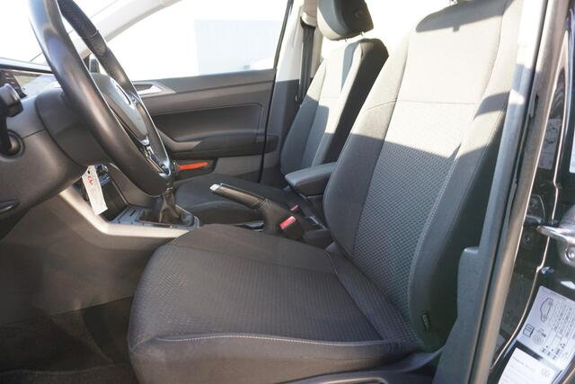 Volkswagen POLO 1.0 TSI Comfortline | VIRTUAL COCKPIT | TREKHAAK | CLIMATE | NAVI/CARPLAY |