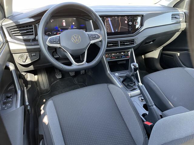 Volkswagen POLO 1.0 TSI 95pk Life Edition / Navigatie / Stoelverwarming / Camera