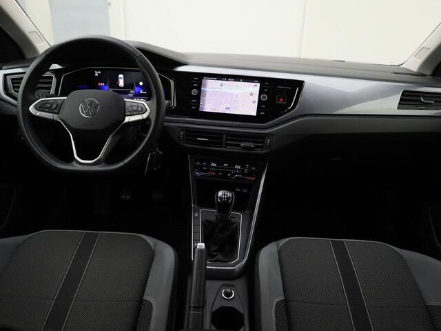 Volkswagen POLO 1.0TSI/95PK Style · Navigatie · Parkeersensoren · Matrix-LED · Garantie tot januari 2027 of 100000km